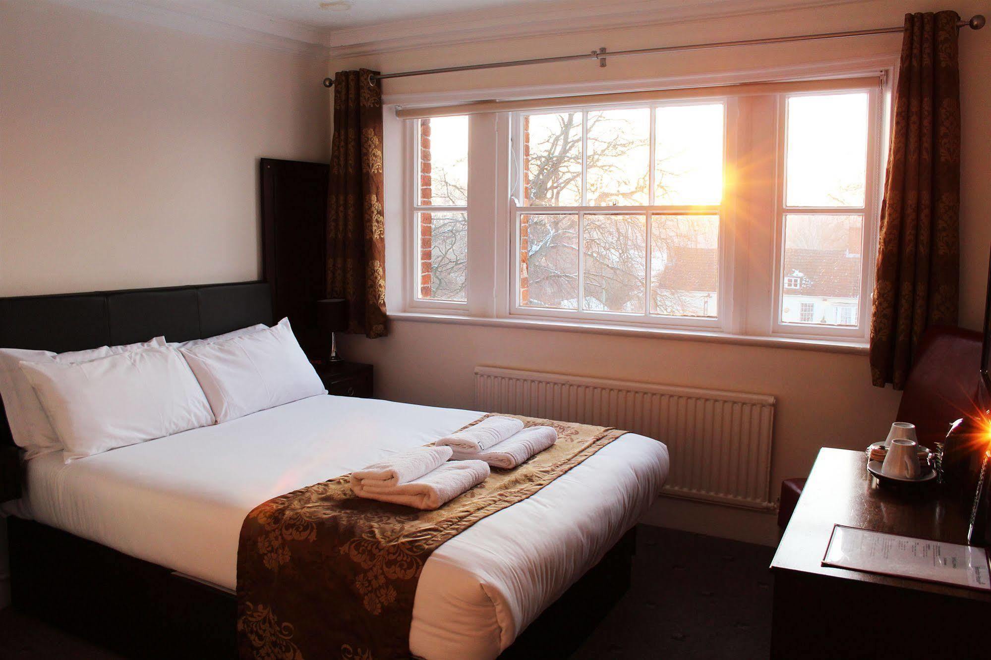 Brandon House Hotel Exterior photo